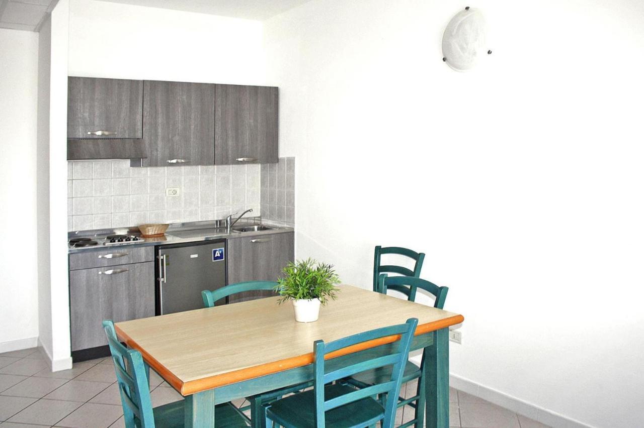 Apartment In Cecina Mare With Outdoor Pool Marina di Cecina Exterior foto
